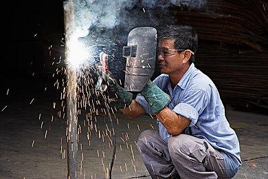 游戏无障碍 饿了么举办盲人《爆裂都市》电竞比赛